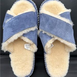 L.L. Bean Blue and Cream Women's Slippers